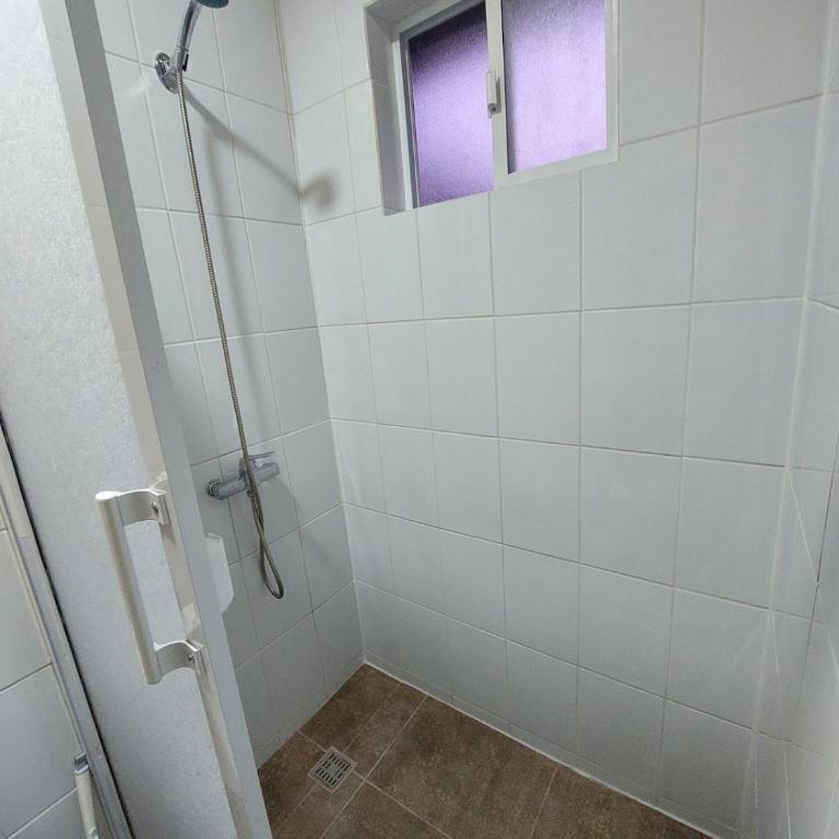 Las Lomas Cab - One-Bedroom Apartment - 7