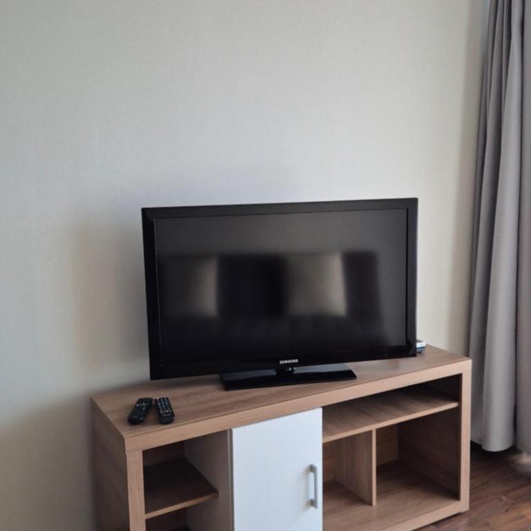 Departamento Torres Huayquique - Three-Bedroom Apartment - 8