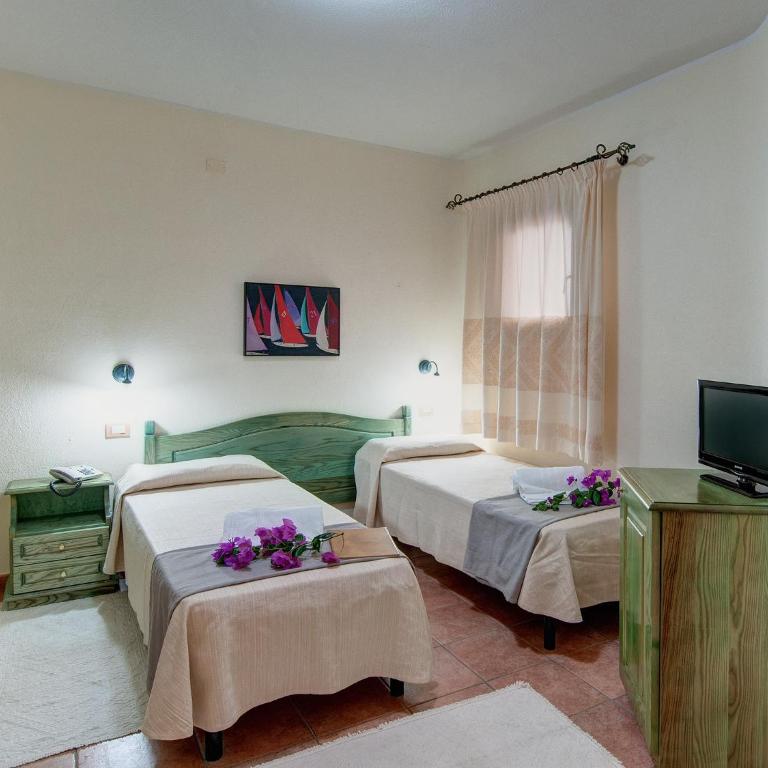 I Ginepri Hotel - Camera Matrimoniale con Balcone - 8