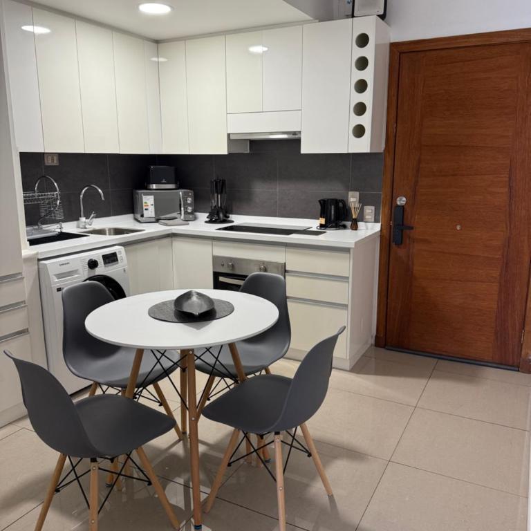 Iquique, 3 minutos de orilla de mar - One-Bedroom Apartment with Garden View - 2