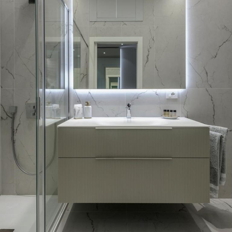 Gian Giacomo Mora, 13 Raffinato monolocale in centro - Appartamento con 1 Camera da Letto - 37
