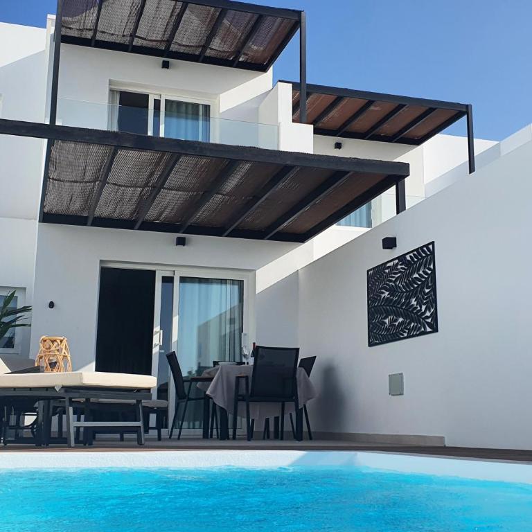 Serena del Mar by LIVVO - Two-Bedroom Villa - 12