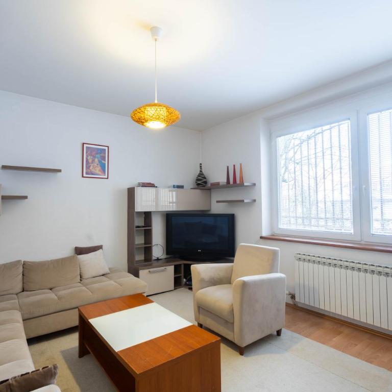 Apartment In The City Center - Apartman sa 2 Spavaće Sobe - 1