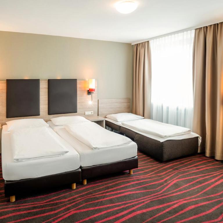 Europäischer Hof - Standard Dreibettzimmer (keine Klimaanlage) - 1
