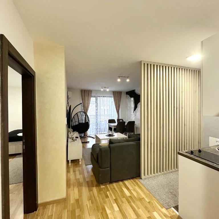 Palace 14 Centar - One-Bedroom Apartment - 3