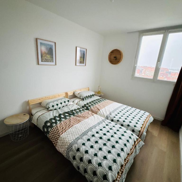 Appartement lumineux et calme Plage et commerces - Two-Bedroom Apartment - 17