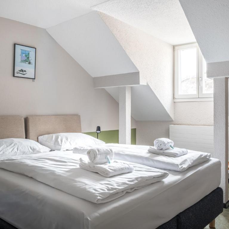 Hotel Goldener Stern - Self check-in - Superior Zweibettzimmer - 2