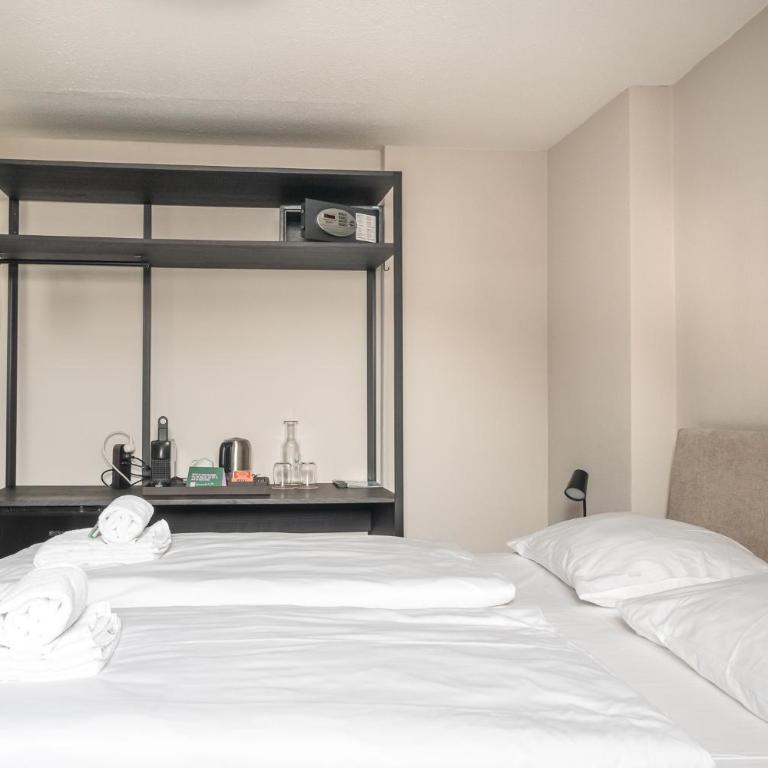 Hotel Goldener Stern - Self check-in - Superior Zweibettzimmer - 5