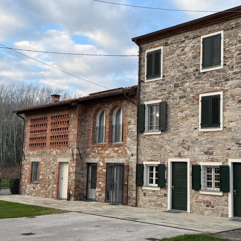 La dimora di Lorenzo - villa a Lucca con piscina - Casa con 3 Camere da Letto - 2