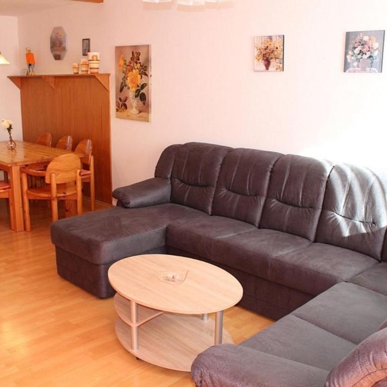 Ferienhaus Nr 74, Kategorie Komfort L m Sauna, behindertenfreundlich, Feriendorf Hochbergle, Allgäu - Ferienhaus - 3