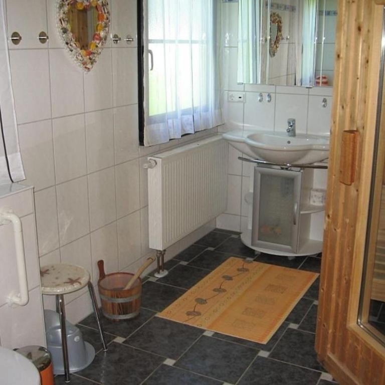 Ferienhaus Nr 74, Kategorie Komfort L m Sauna, behindertenfreundlich, Feriendorf Hochbergle, Allgäu - Ferienhaus - 8