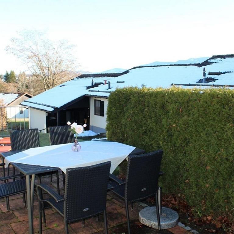 Ferienhaus Nr 74, Kategorie Komfort L m Sauna, behindertenfreundlich, Feriendorf Hochbergle, Allgäu - Ferienhaus - 9