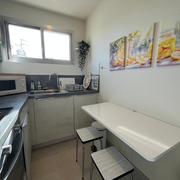 Riva - Appartamento con 2 Camere da Letto - 9