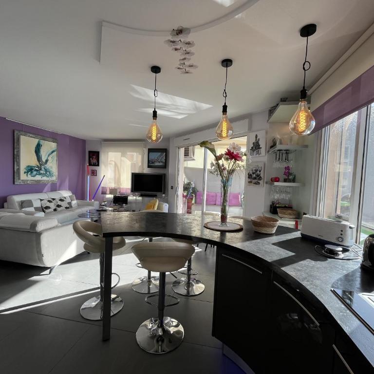 SUR LES QUAIS DE PORT FREJUS, magnifique T2, 4 per - Appartamento con 1 Camera da Letto, Vista Mare e Terrazza - 24