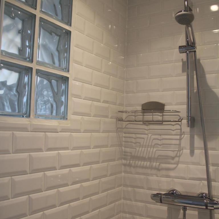 Les Toits de Paris - Double Room - 12