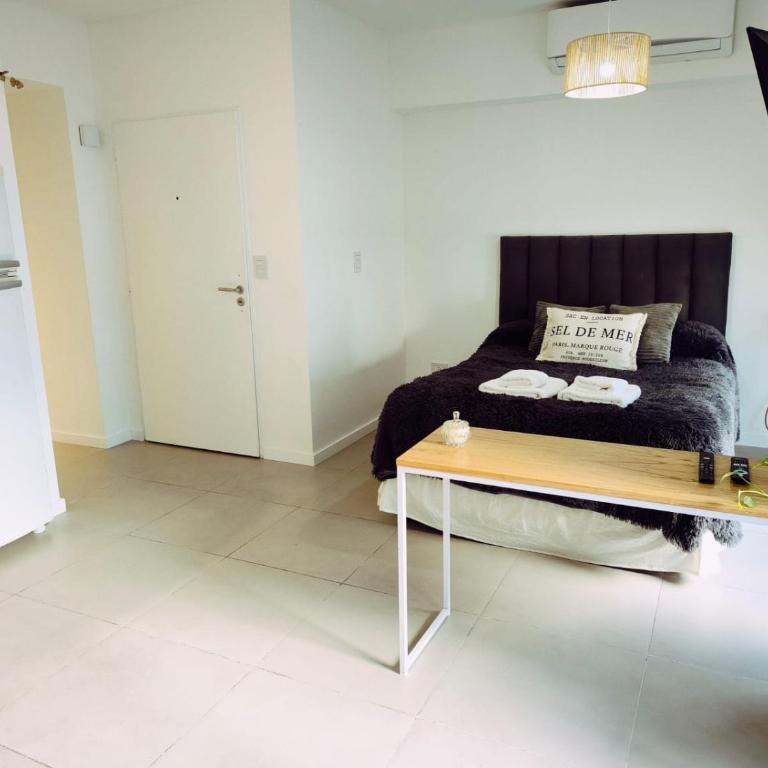 Depto H - One-Bedroom Apartment - 4