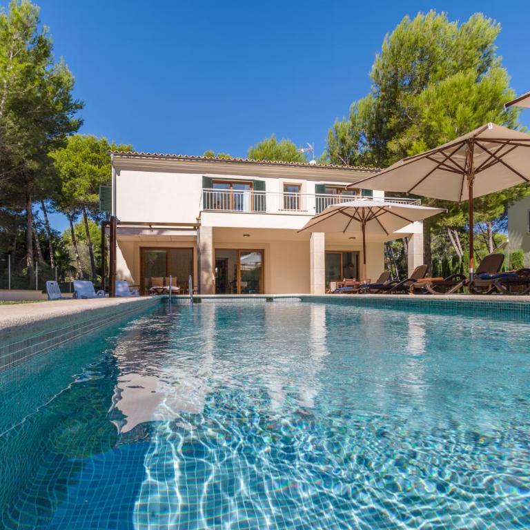 Villa moderna, a solo 2 min a pie de la playa - Villa - 22