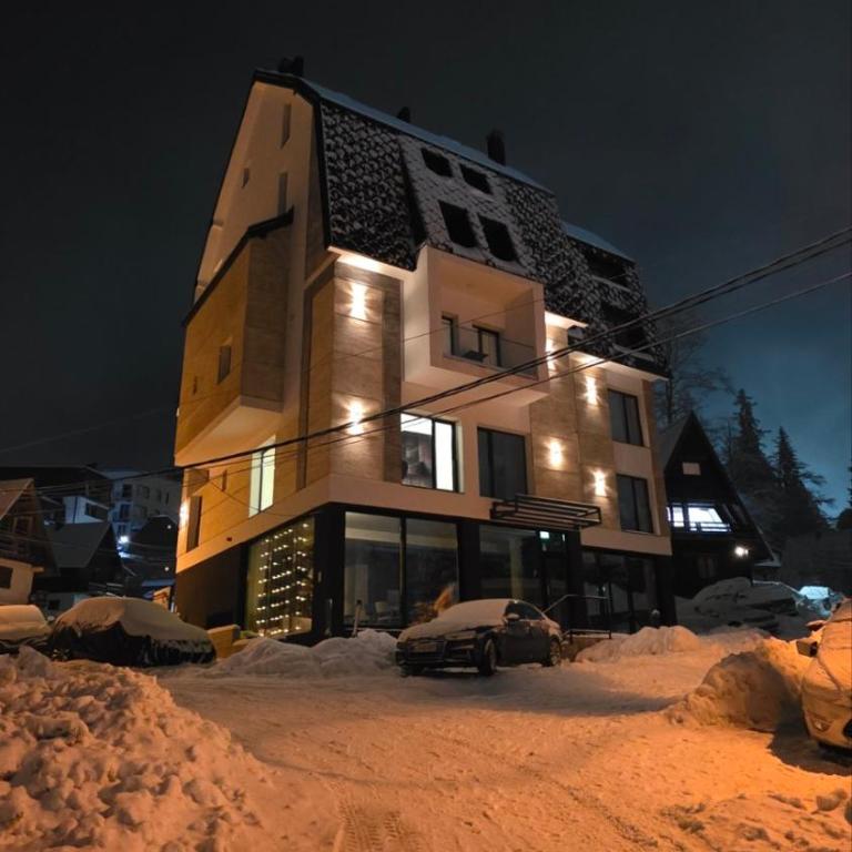 Versus Jahorina - Family Suite with Balcony - 1