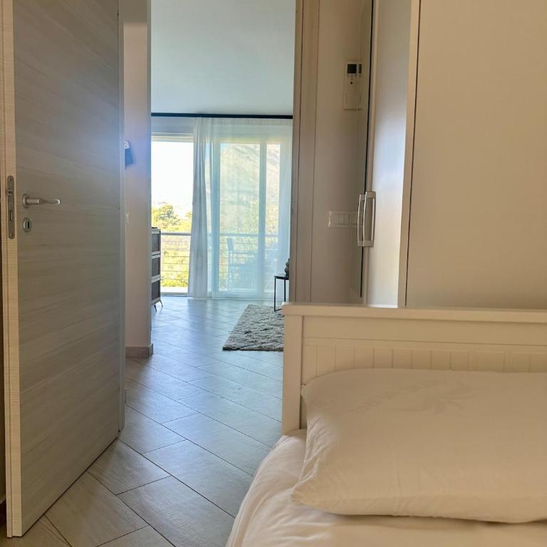 Comfy Holiday House - Two-Bedroom House - 17
