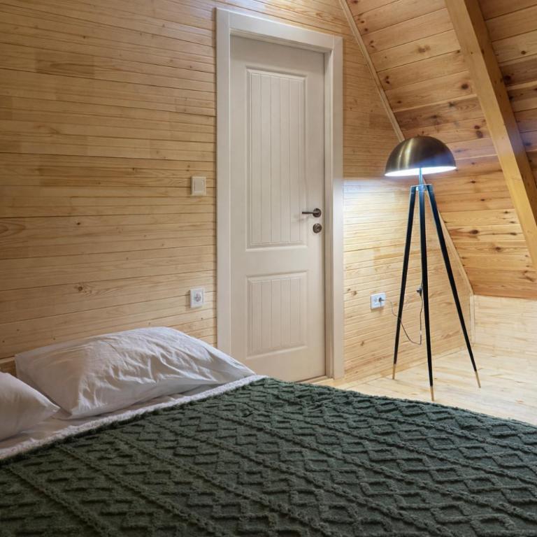Pine Home Forest - Two-Bedroom Chalet - 6