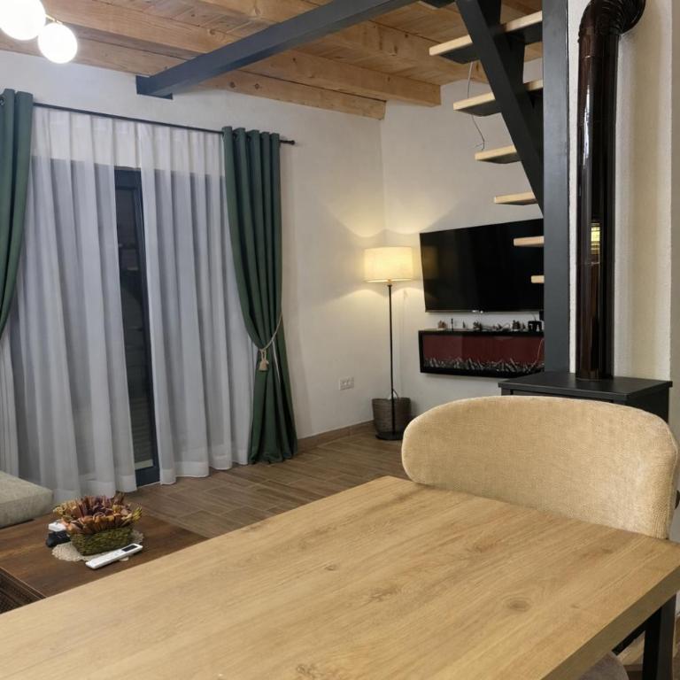 Pine Home Forest - Two-Bedroom Chalet - 7