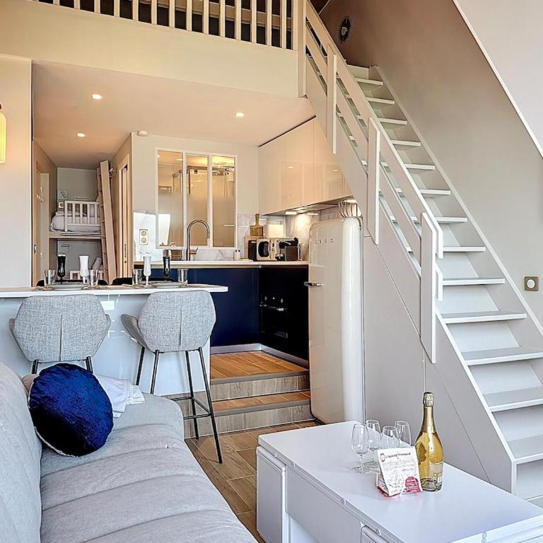 Vue mer exceptionnelle Studio avec Parking au Port de Deauville - Apartamento de 2 dormitorios - 10