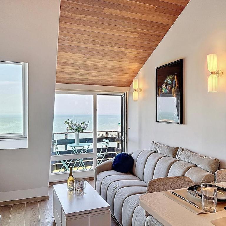 Vue mer exceptionnelle Studio avec Parking au Port de Deauville - Apartamento de 2 dormitorios - 12
