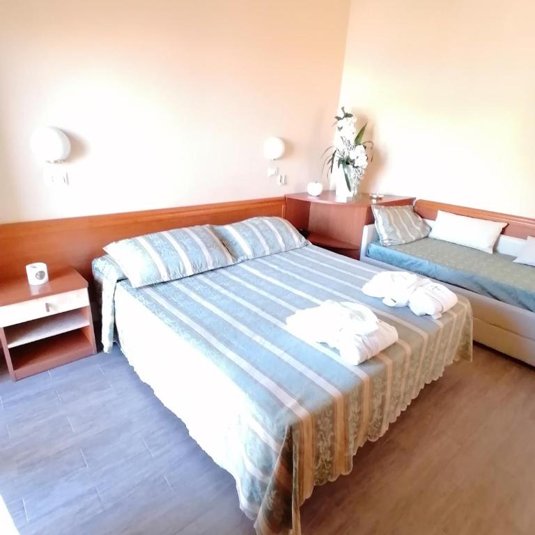 Hotel Nordic - Camera Quadrupla Economy - 3