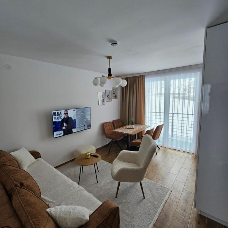 Winter Tale - One-Bedroom Apartment - 1