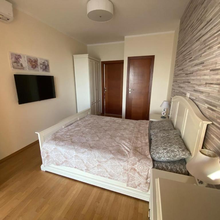 Apartament Nadia DUBRAVA BAR - Two-Bedroom Apartment with Balcony and Sea View - 3