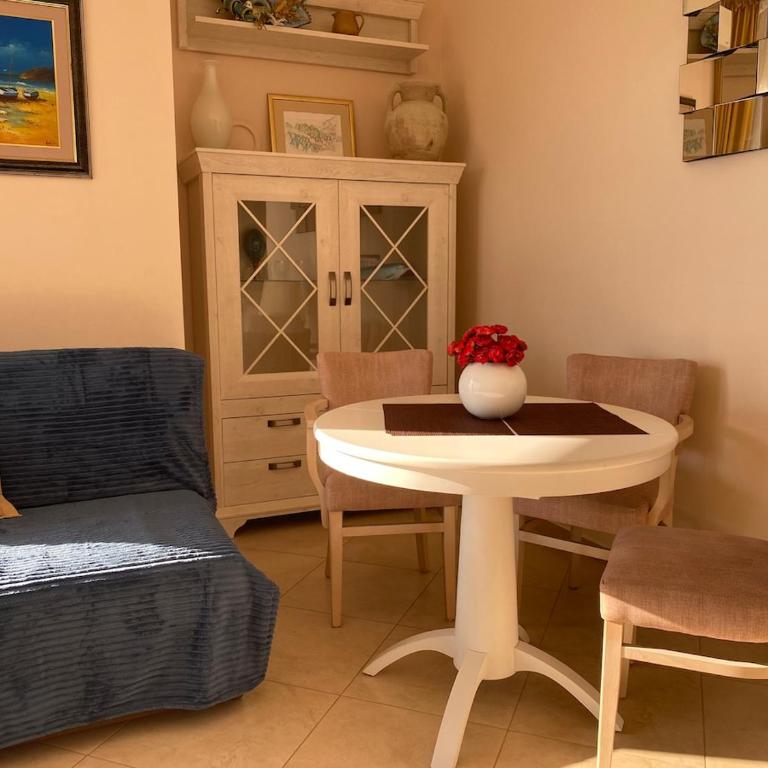 Apartament Nadia DUBRAVA BAR - Two-Bedroom Apartment with Balcony and Sea View - 7