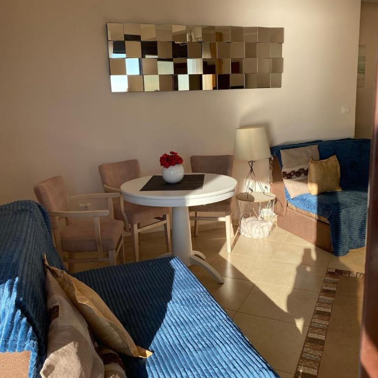 Apartament Nadia DUBRAVA BAR - Two-Bedroom Apartment with Balcony and Sea View - 18