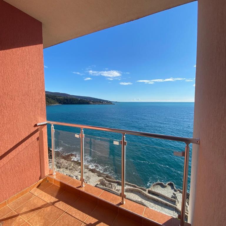 Apartament Nadia DUBRAVA BAR - Two-Bedroom Apartment with Balcony and Sea View - 34