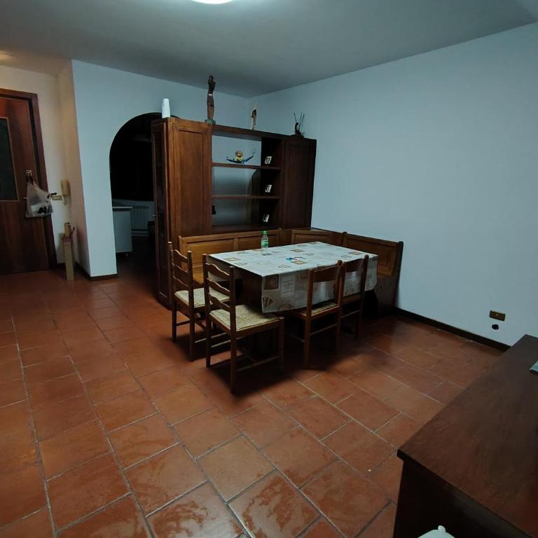 Villa Bazzera - Camera Tripla con Bagno in Comune - 4