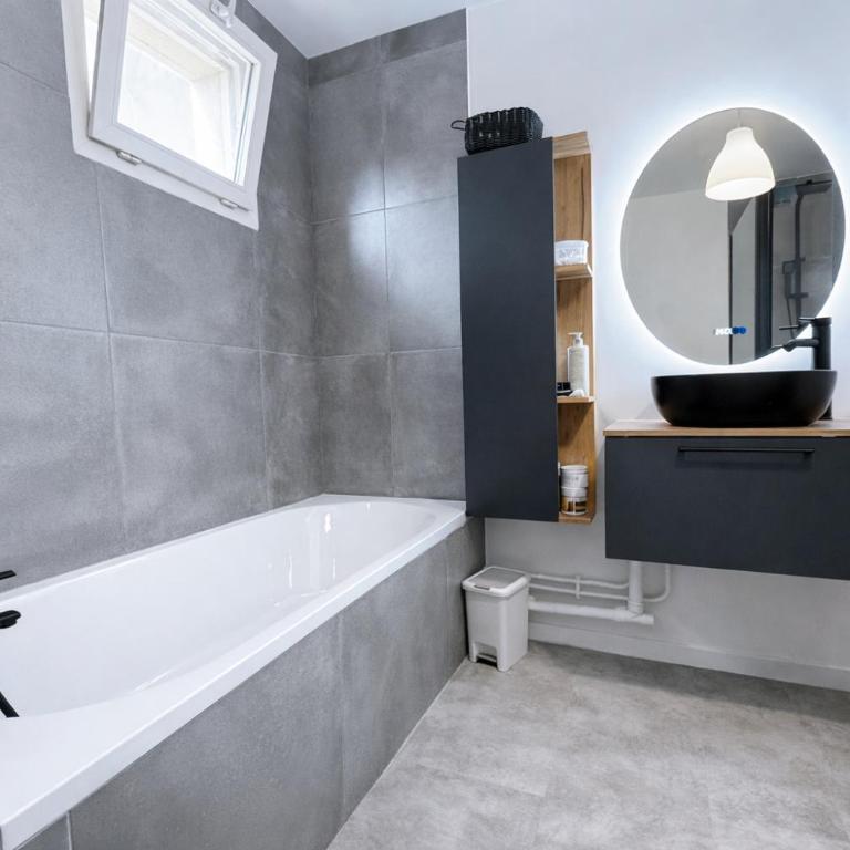 Escapade du Stade BY UTA HOUSE - Two-Bedroom Apartment - 11