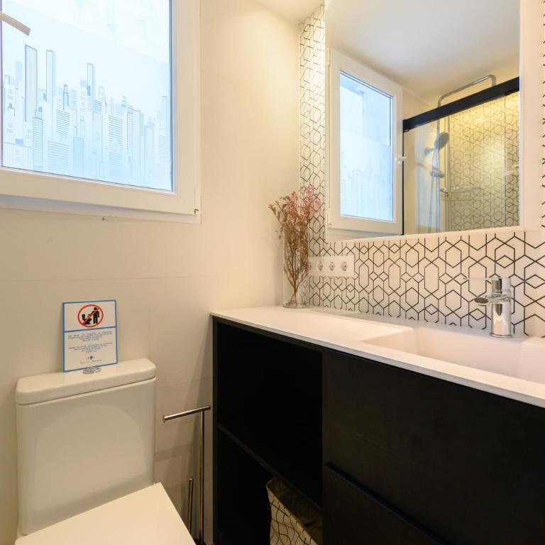 TES314E Acogedor Estudio en Centro de Madrid - Alquiler temporal - One-Bedroom Apartment - 11
