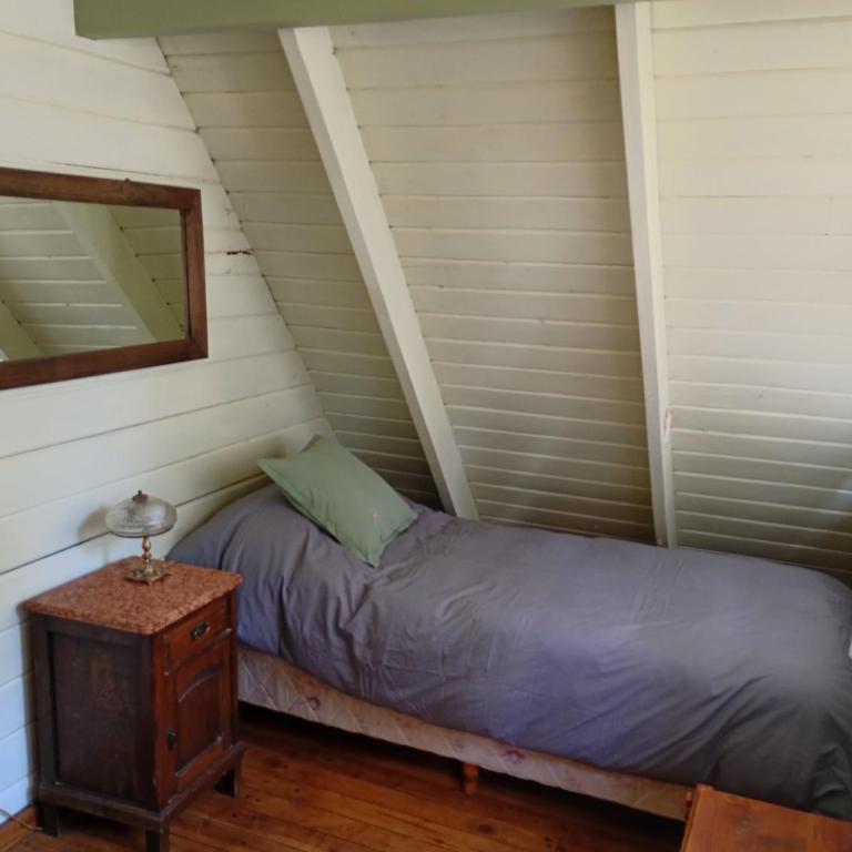 Casa Patagónica con Vista al Lago y Jardín Ideal Familias en Bariloche - Casa de 3 dormitorios - 4