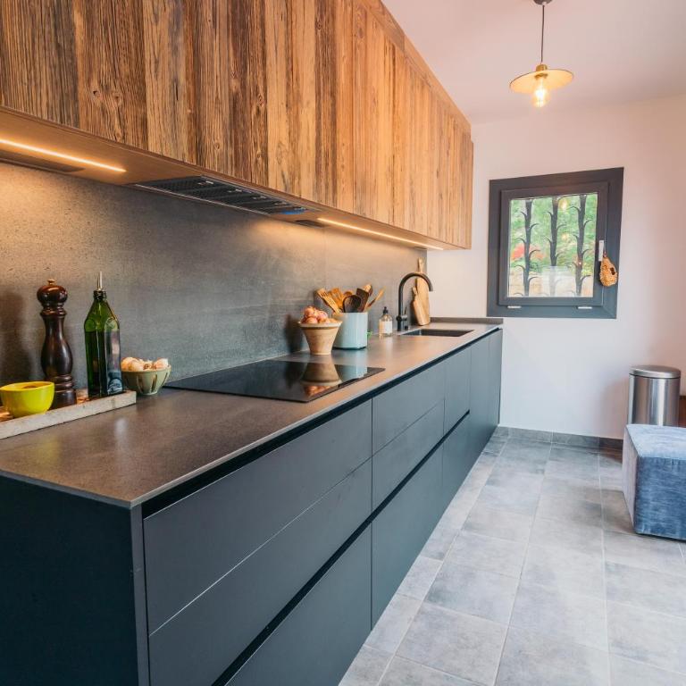 The Getaway - Four-Bedroom House - 2