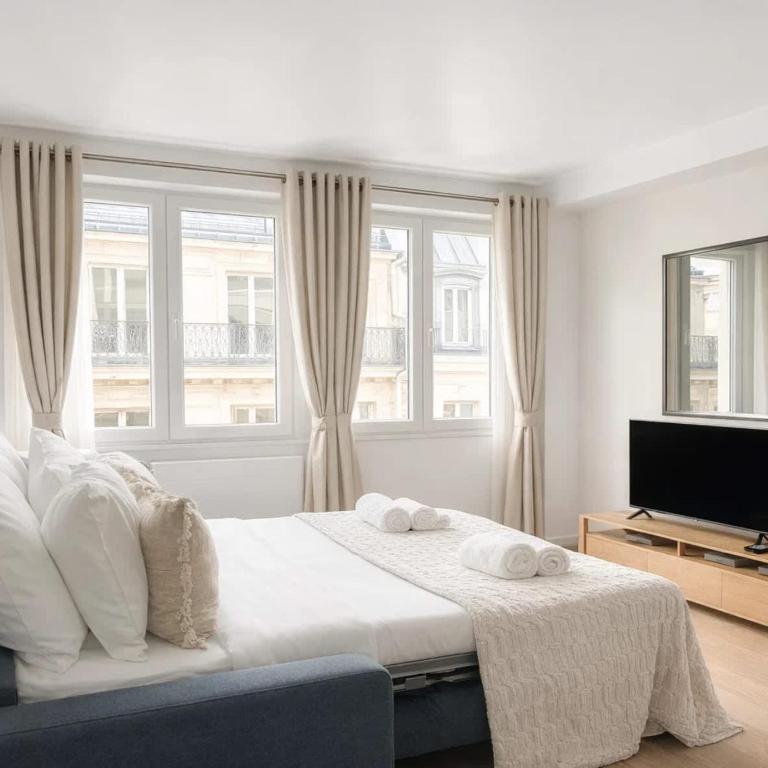 Champs Elysees - Prestige apartment with lift for 5 - Apartment - 17