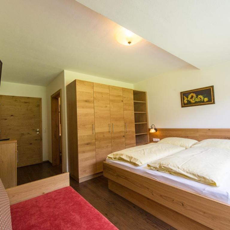 Haarlehenhof - Doppelzimmer mit Balkon - 8