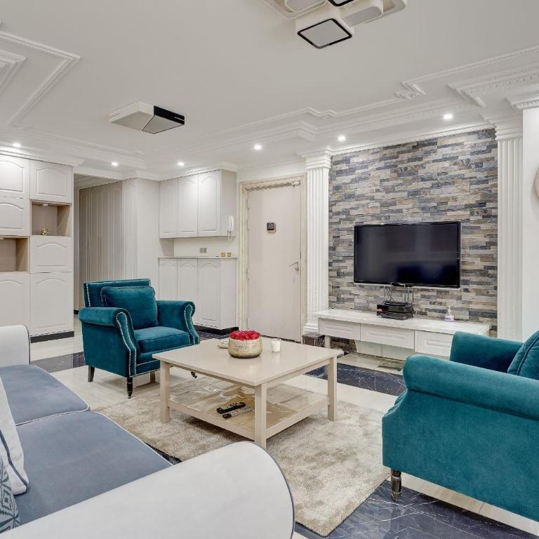 Suite Belleville, Noblesse au cœur de la capitale - Three-Bedroom Apartment - 17