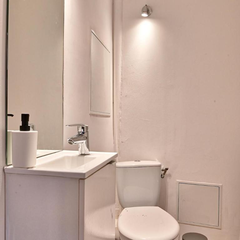 Cosy studio au coeur de Bompard - One-Bedroom Apartment - 9