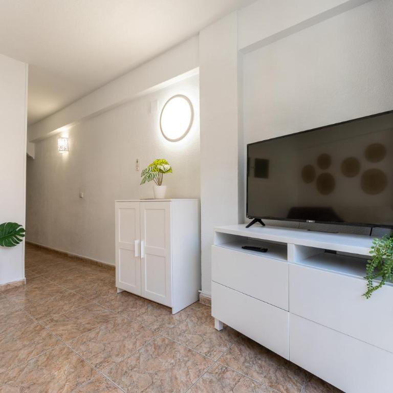 MalagaSuite Fuengirola Next to the Beach - Apartamento de 1 dormitorio - 11