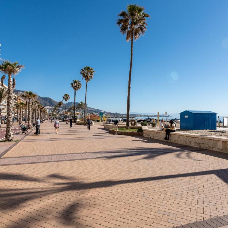 MalagaSuite Fuengirola Next to the Beach - Apartamento de 1 dormitorio - 17