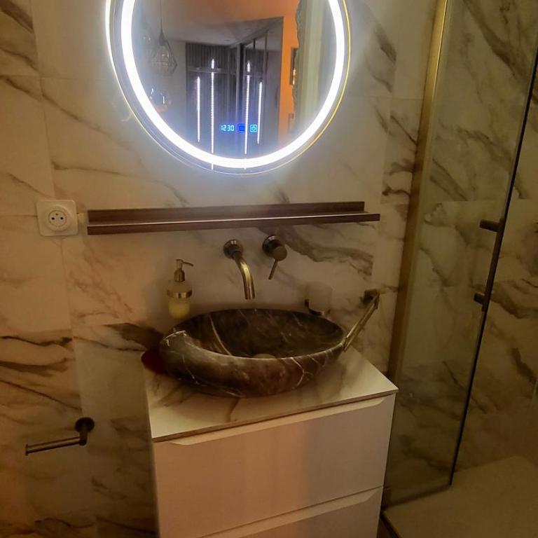 CASA LOVE Mandelieu - Apartamento de 1 dormitorio con bañera de hidromasaje - 14