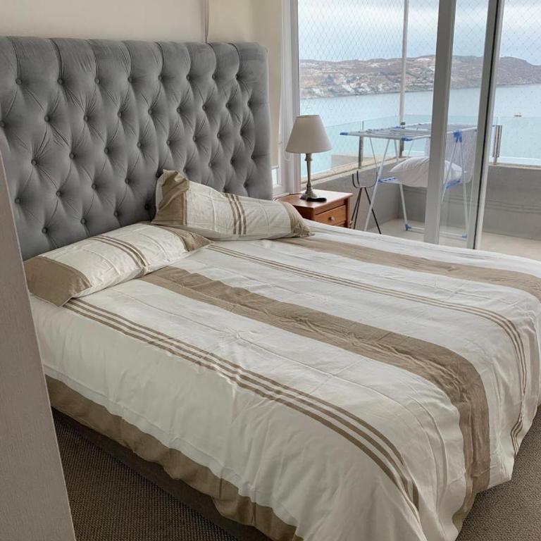 Exclusivo Departamento de lujo con vista al mar & salida directo a playa la herradura - One-Bedroom Apartment - 4