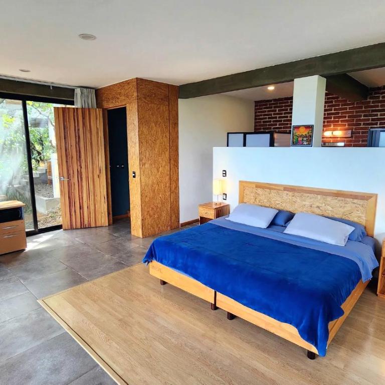 Utopia Casas Boutique - Suite con cama grande y balcón - 10