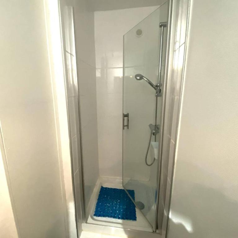 Appartement rénové avec terrasse et WIFI à Perros-Guirec - FR-1-368-84 - Apartment (3 Adults) - 12