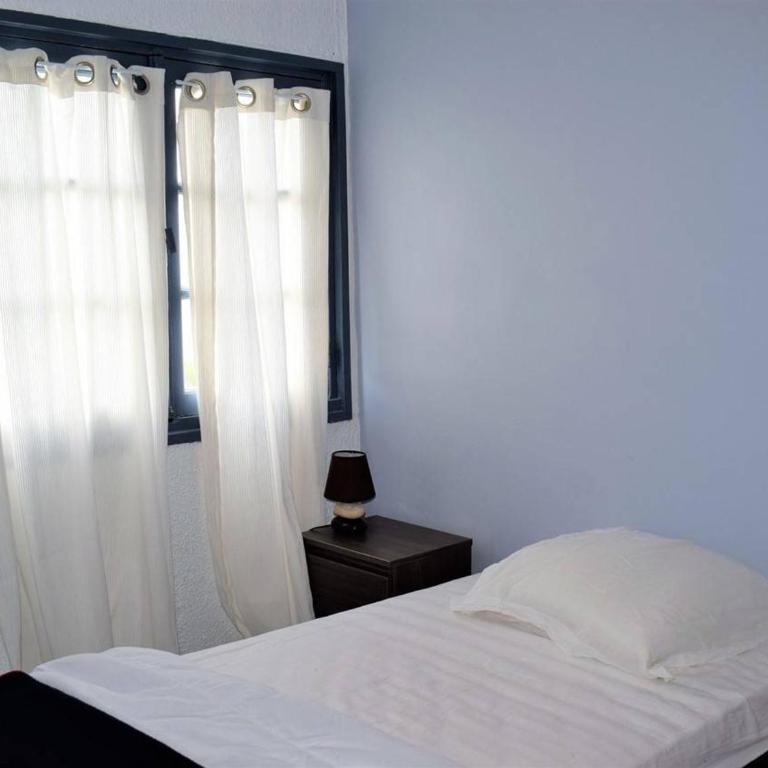 Maison à Perros-Guirec avec jardin, cour, cheminée, WIFI et proche du port de Ploumanac'h - FR-1-368-62 - Ferienhaus (6 Erwachsene) - 21