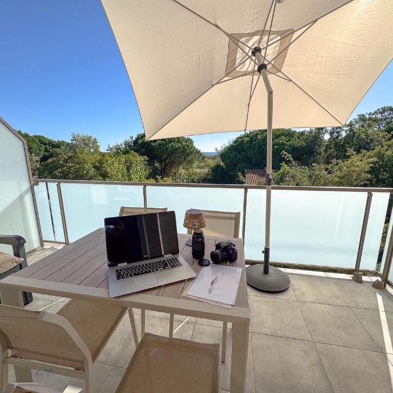 Hespera, Exceptionnel, Classé 3 étoiles, Vue mer, Accès plage direct, Parking privé - Appartement 1 Chambre - 12